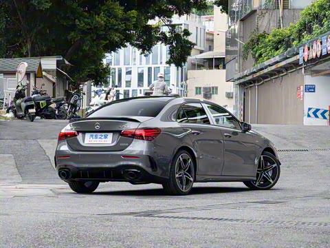 2026�� AMG A 35 L 4MATIC