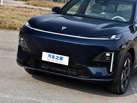 2025�� �Ŀ� ����Max