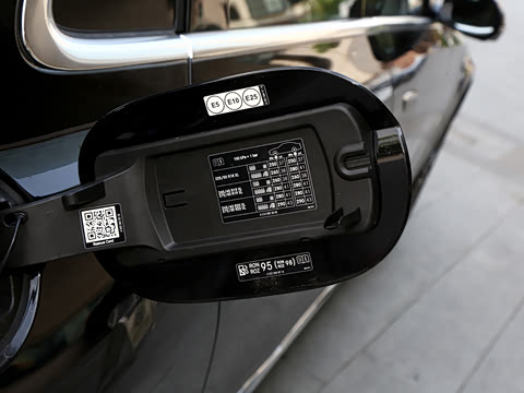 2026�� �Ŀ� E 300 L �����