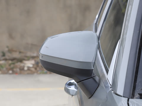 2026�� quattro 45�����ذ� 40TFSI ʱ�ж�����