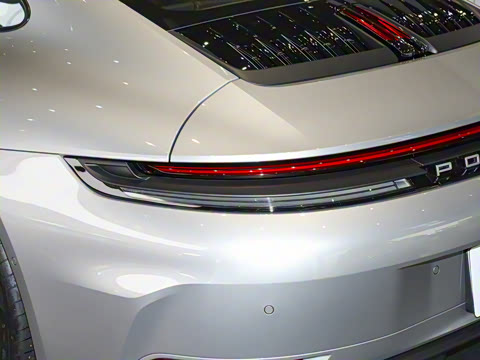 2026�� Carrera 3.0T