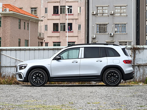 2026�� AMG GLB 35 4MATIC