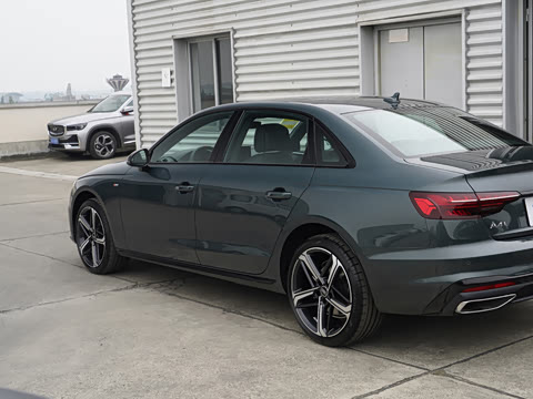 2026�� 200���������� 40 TFSI ����������