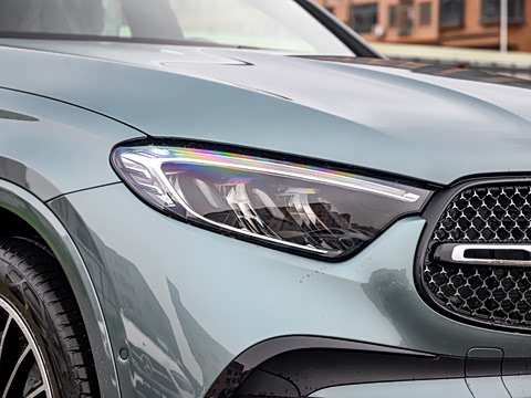 2025�� �Ŀ� GLC 300 4MATIC ����SUV