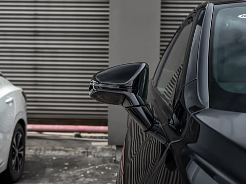 2026�� 300h