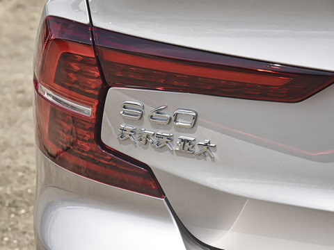 2026�� B4 ��Զ������