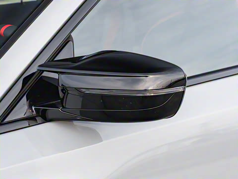 2025�� M240i xDrive