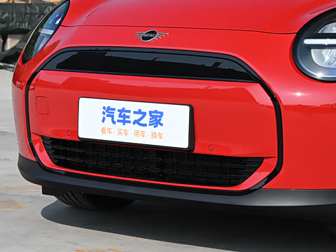 2026�� 466km COOPER E ������