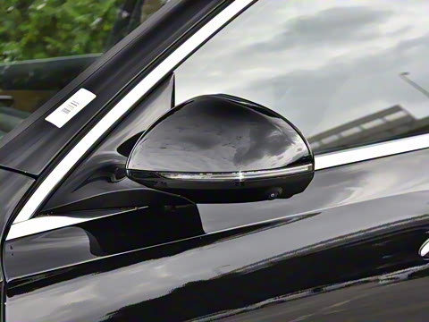 2026�� E 300 L ������