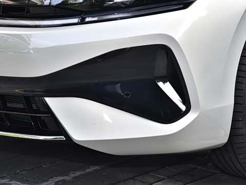 2026�� L 300TSI DSG ������