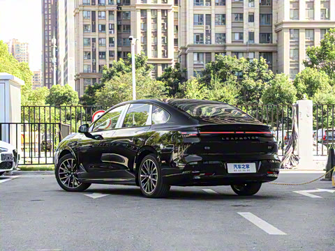 2025�� 550������