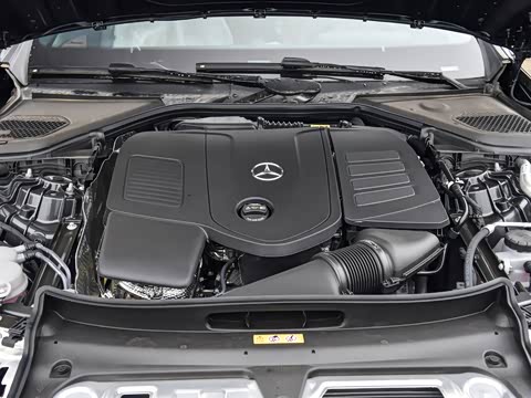 2026�� E 300 L ������