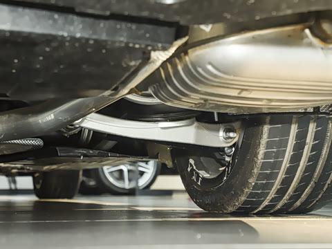 2025�� �Ŀ� C 350 eL