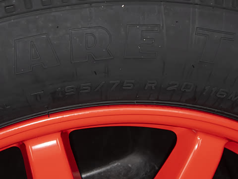 2026�� 4.4 V8 SV����� ����