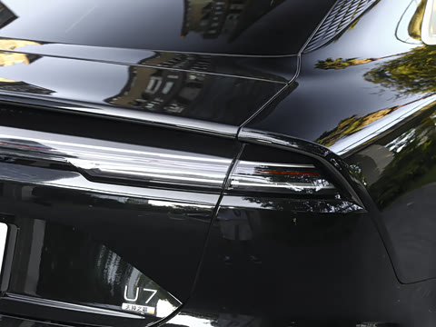 2025�� PHEV �����콢��