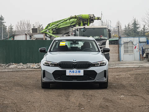 2026�� 330Li M�˶���ҹ��װ