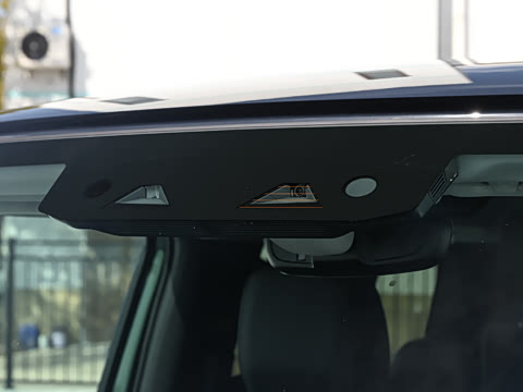 2026�� 90 2.0T P300 S