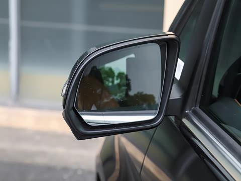 2026�� 2.0T ����M900