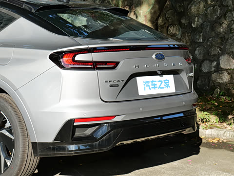 2026�� 2.0T EcoBoost  E �춯  �˶��� ST-Line