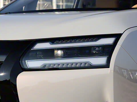 2025�� 1.5T CVT ��Ӣ��