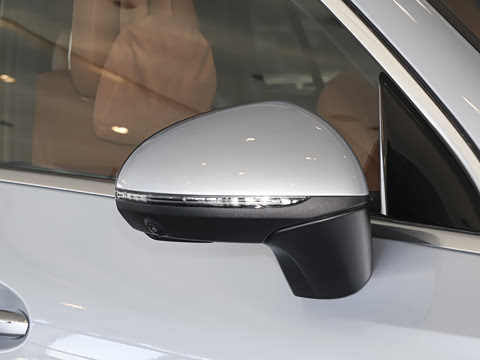 2025�� 350 e L 4MATIC ��ذ�