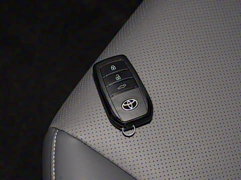 2026�� 2.0L ����������