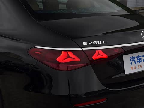 2026�� �Ŀ� E 260 L �����