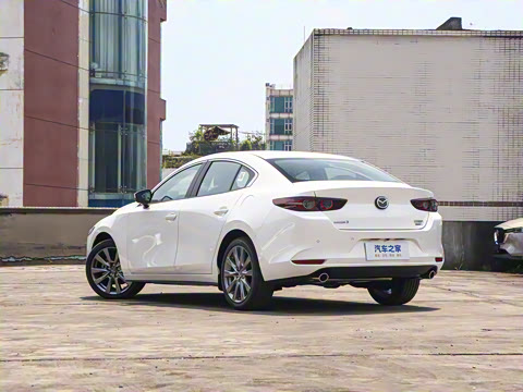 2025�� 2.0L �Զ���ҫ��