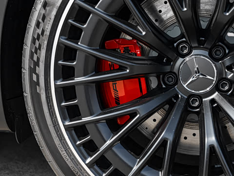 2026�� AMG CLE 53 4MATIC+ ������ܳ�