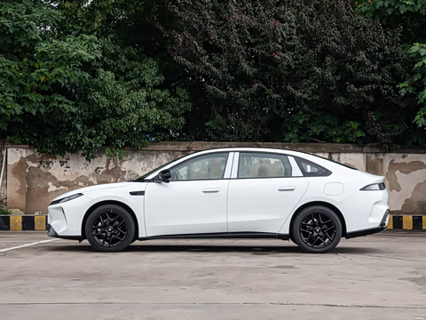 2026�� 535 MAX+�����