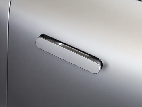 2025�� 705km Max