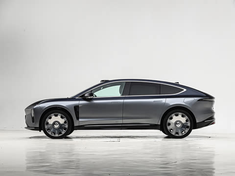2025�� 102kWh ��ƽ���ر��