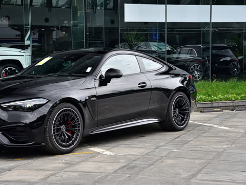 2026�� �Ŀ� AMG CLE 53 4MATIC+ ���ܳ�