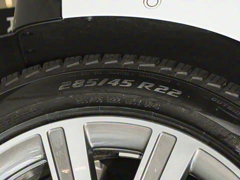 2025�� 3.0 L6 400PS �����ӳ���