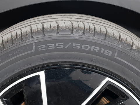 2025�� �Ŀ� 560PRO 185kW