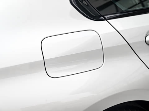 2026�� 330Li ������ M�˶���ҹ��װ