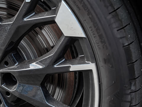 2026�� M235L