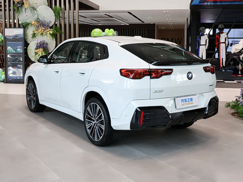 2026�� xDrive25i M�˶���ҹ��װ