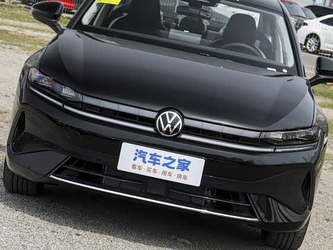 2026�� L 300TSI DSG ������