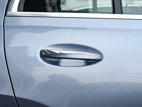 2025�� �Ŀ� GLE 450 4MATIC ������