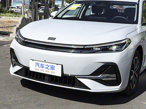 2025�� EM-i 70km ������