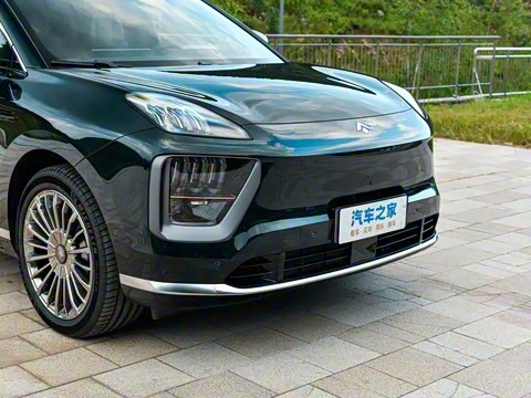 2025�� �Ŀ� 350 Max���������״��