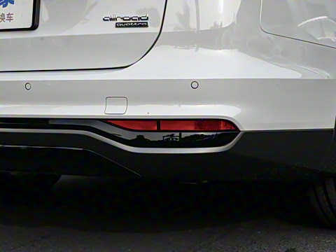 2025�� allroad quattro ̽���� 55 TFSI ����ԽҰ��