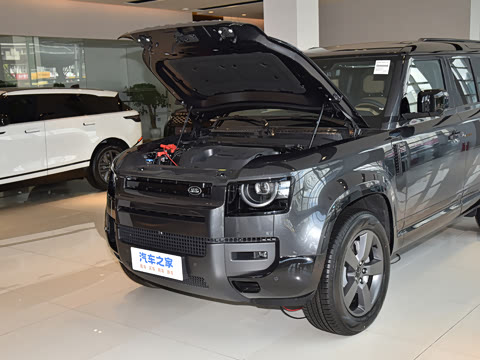 2026�� 110 3.0T P400 X-Dynamic HSE