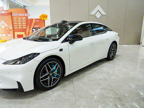 2025�� �Ŀ� 630 Max��