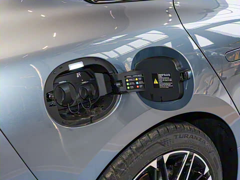 2025�� EV �Ǽݰ� 635KM�����״��콢��