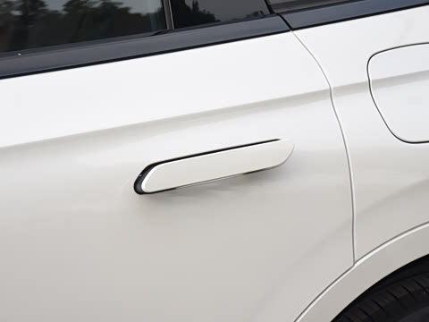 2026�� 2.0T ������춯��