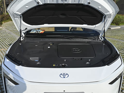 2026�� 710 Ultra�����״��