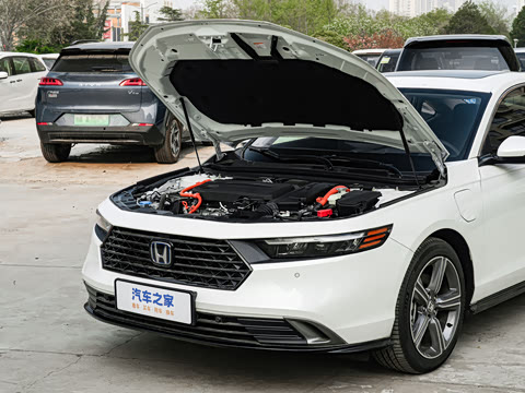 2025�� 2.0L e:PHEV ����