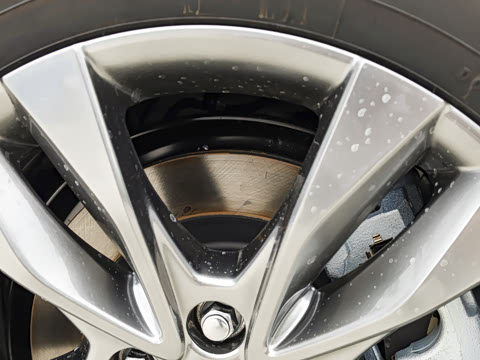 2027�� 2.5L ˫���������ʰ�